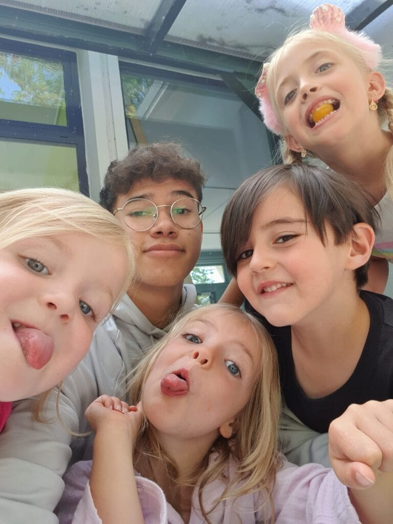 Zomerkampen Sint-Pieters-Leeuw 2026 svg+xml;charset=utf - aKadeemi